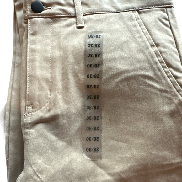 LOT of THREE khaki pants American Eagle & Old Navy - Picture 4 of 7